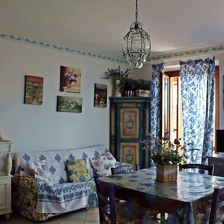 Vacanze Magnolia E Glicine דירה